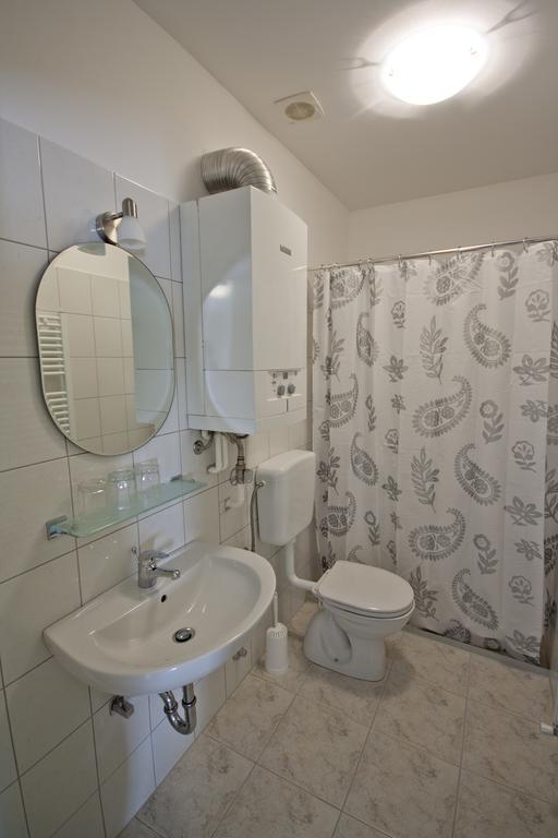 Guesthouse Toticevi Rijeka Oda fotoğraf